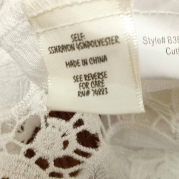 ADIVA Semi Sheer White Boho Style Blouse White Lace 1X Feminine Coquette Boho - Picture 8 of 9